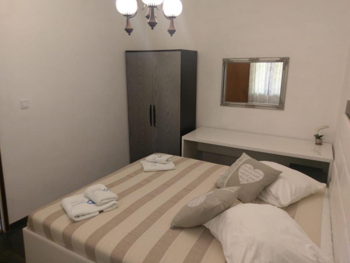 Apartment Martina Biograd Na Moru Εξωτερικό φωτογραφία